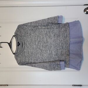 Tacera pullover sweatersize small